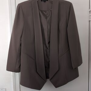 Elegant Women's Blazer in Taupe